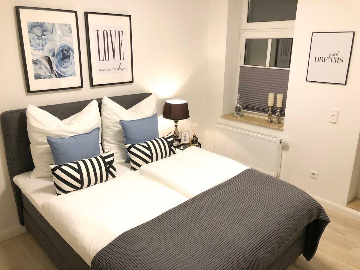 Ferienwohnung Domizil Am Delft Emden Bagian luar foto